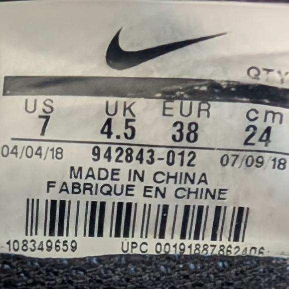 Nike Air Vapormax Flyknit 2 Triple White Vast Grey 942843-105 Women’s 7 - Picture 3 of 6